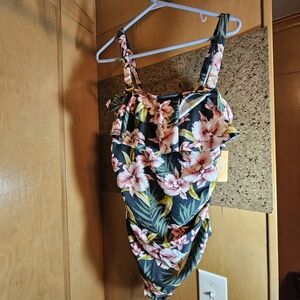 NWT Kona Sol one piece swimsuit sz 16W